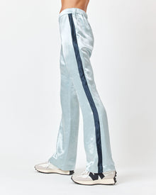 Max Flare Pant