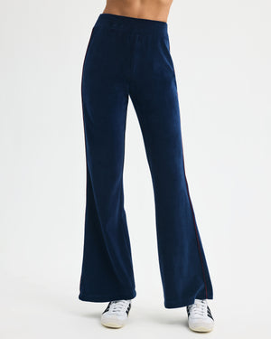 Ayda Activewear - Ambia Velour Pant