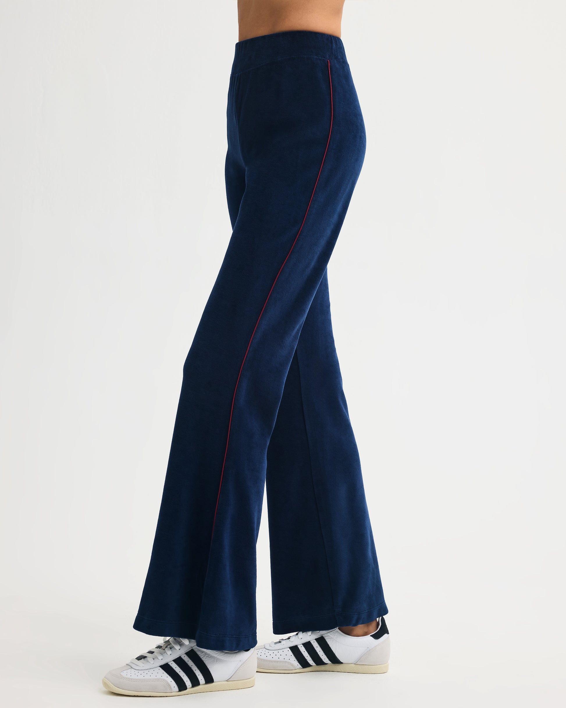 Ayda Activewear - Ambia Velour Pant