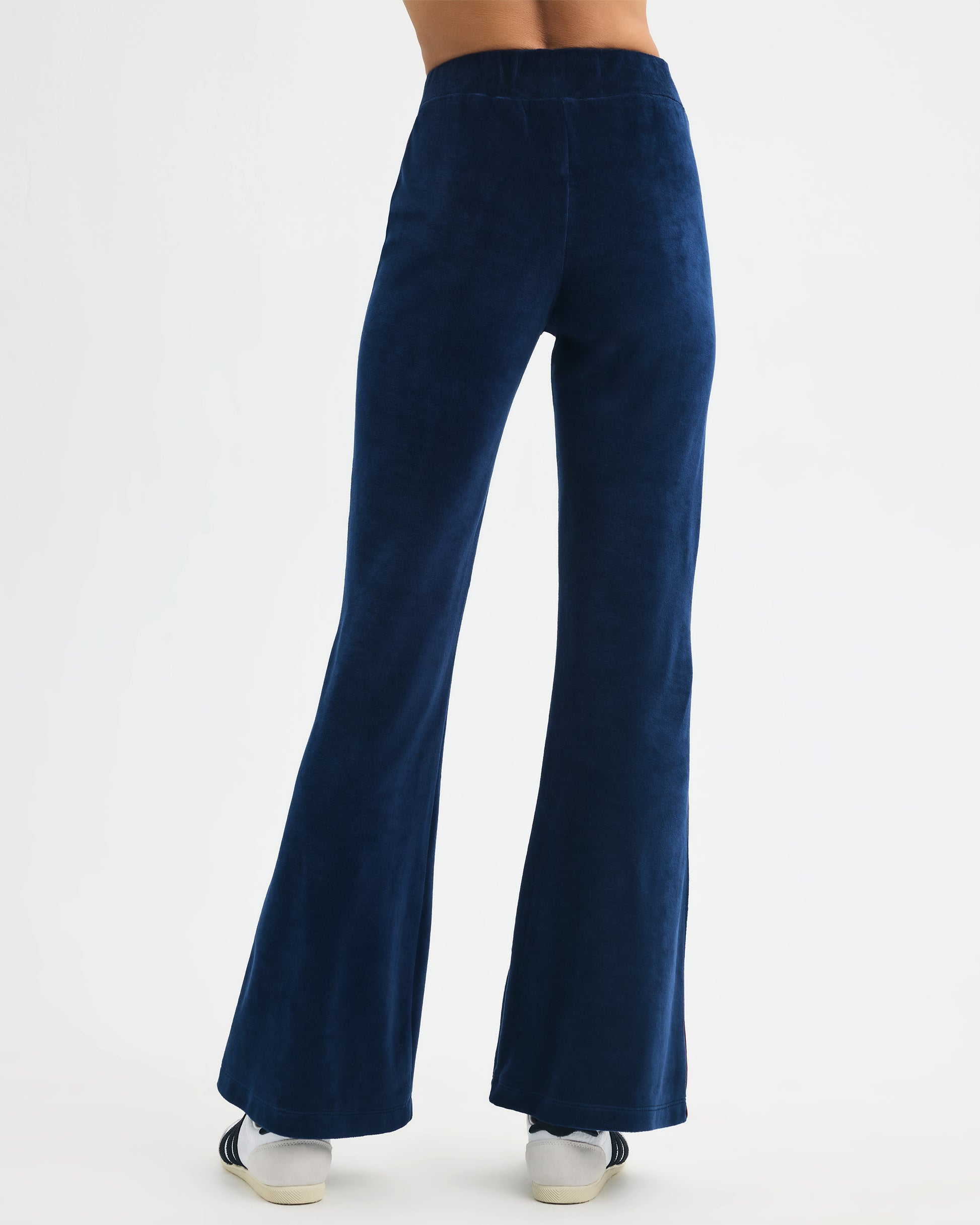 Ayda Activewear - Ambia Velour Pant